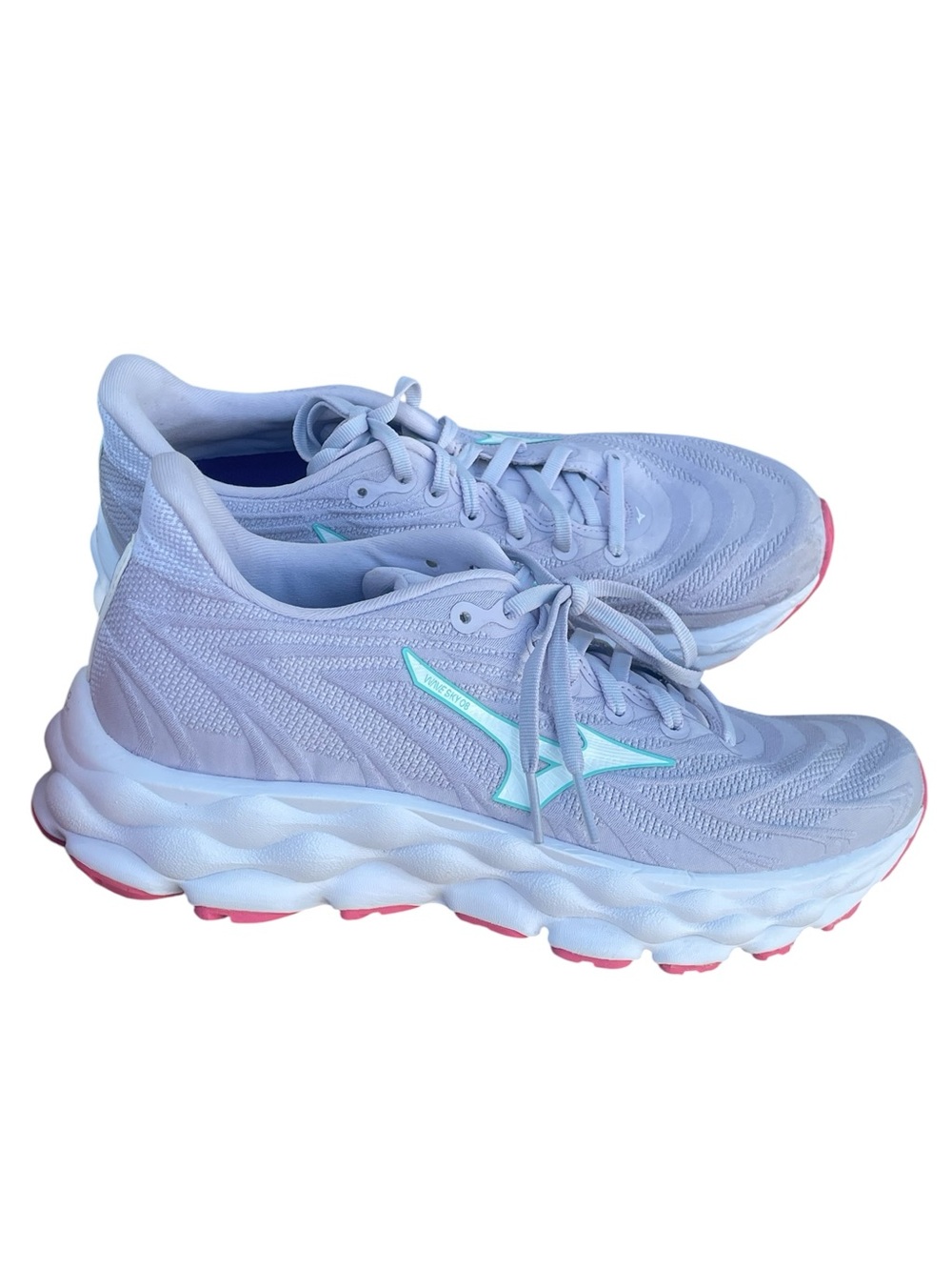 Mizuno Women’s Wave Sky 08 Running Sneakers, Lilac, Size 9, EUC